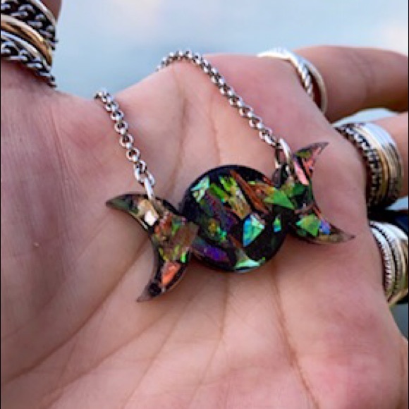 Black & iridescent glitter resin moon phase - Picture 10 of 13